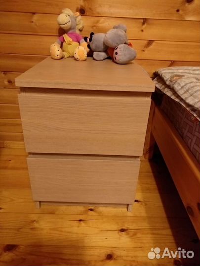 Тумба прикроватная IKEA мальм