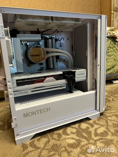 Игровой компьютер в сборе