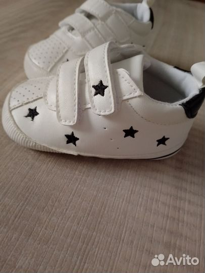 Кроссовки для малышей