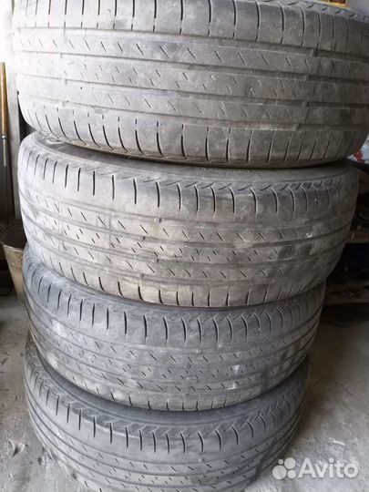 Giti GitiComfort SUV 520 215/65 R16 102H