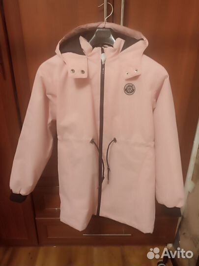 Куртка для девочки новая, рост 164см