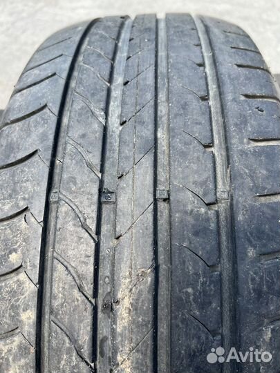 Goodyear EfficientGrip 235/60 R17 102V