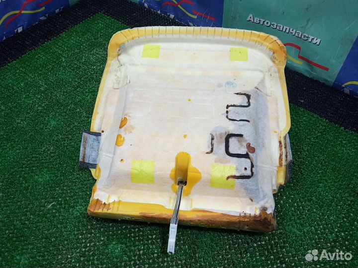 Подушка сиденья переднего правого Toyota Land Crui