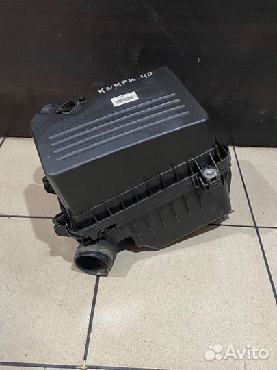 Корпус воздушного фильтра Toyota Camry 40