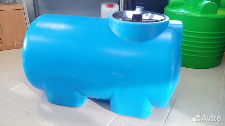 Бак для питьевой воды 300л (н300)