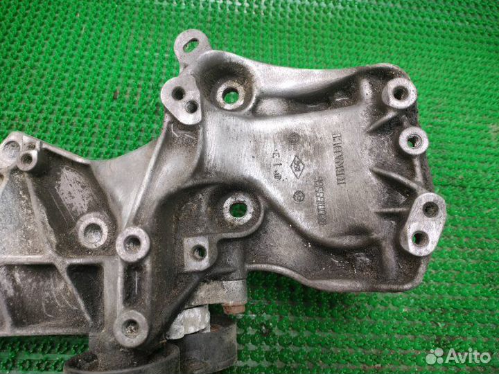 Кронштейн генератора Renault Logan 1 K7M 2012