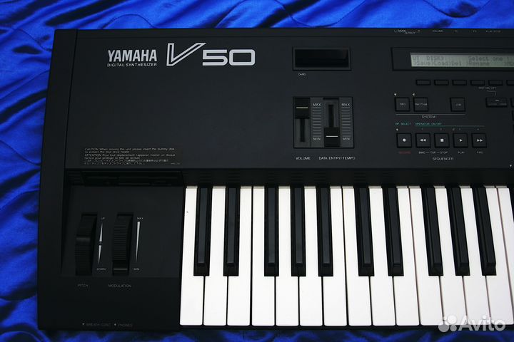 Синтезатор Yamaha V50