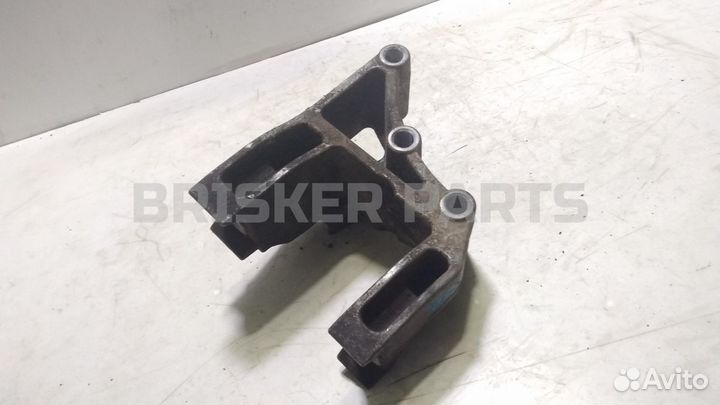 Кронштейн кпп Крайслер Себринг