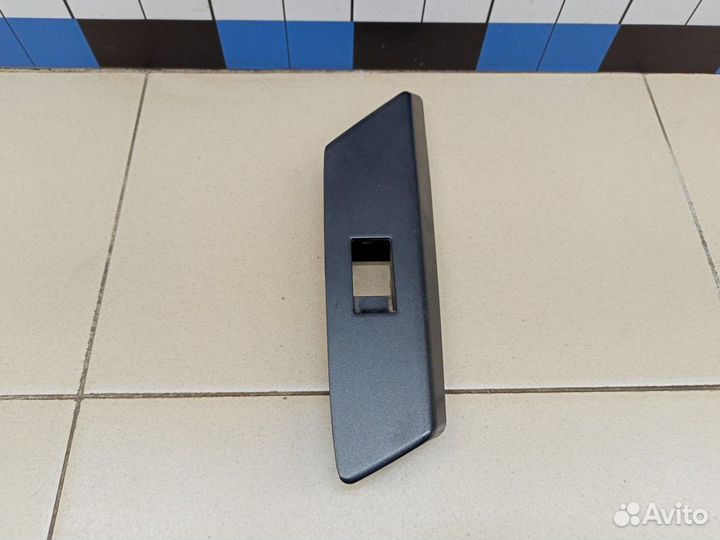 Накладка (кузов внутри) RAV 4 2013