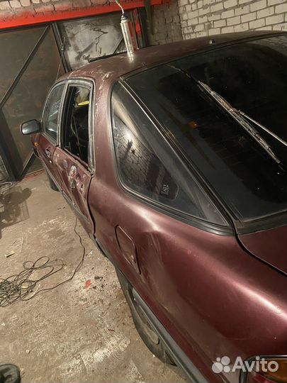 Mitsubishi Galant 1.8 МТ, 1991, битый, 350 000 км