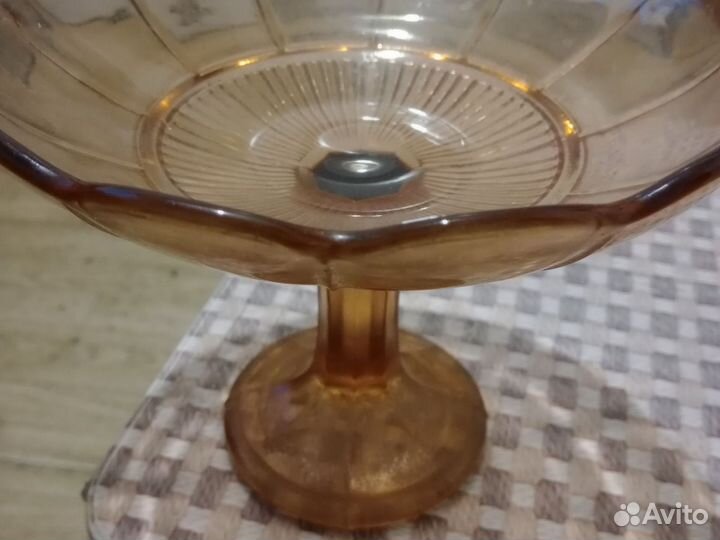 Ваза на ножке цветное стекло СССР