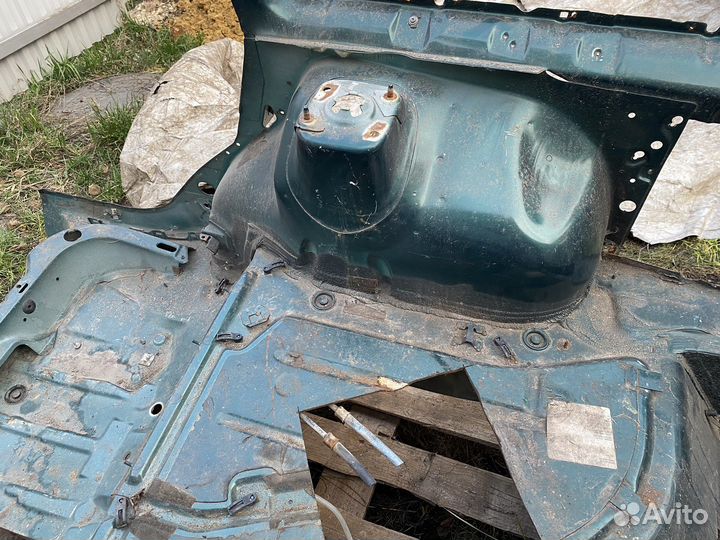 Задние стаканы VW Passat B4 (левый, правый)