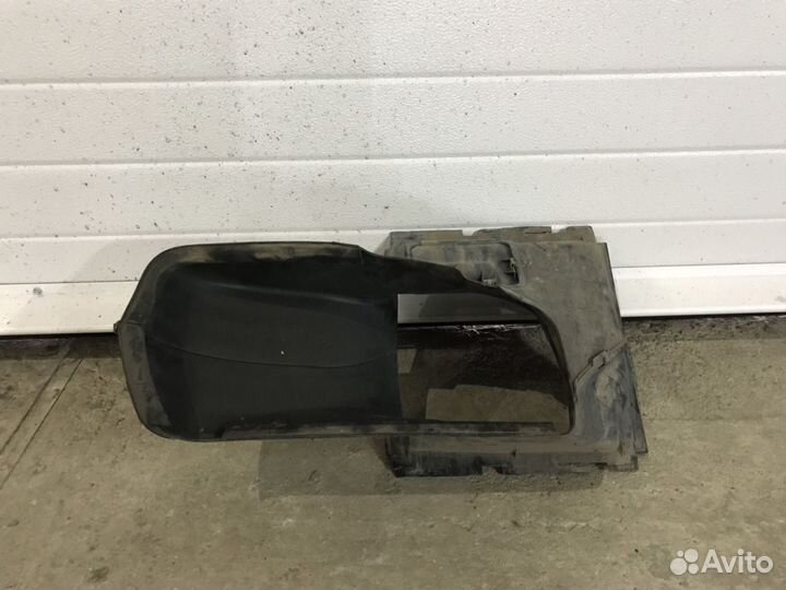 Воздуховод в бампер Порш кайен Турбо