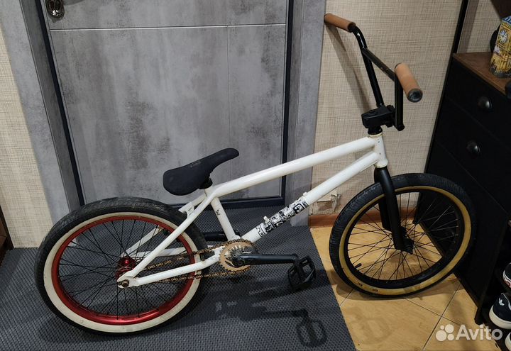 Трюковой велосипед bmx