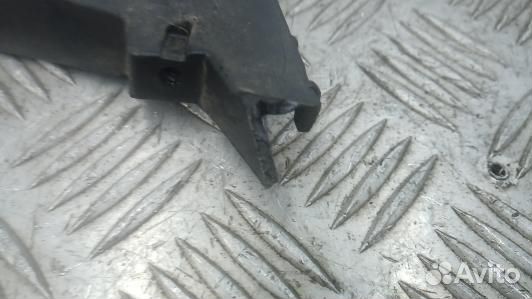 Крепление бампера заднее audi Q7 (1OK21HN02)