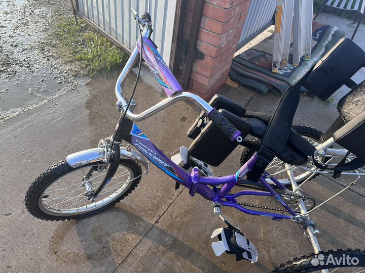 Велосипед-тренажер для больных дцп