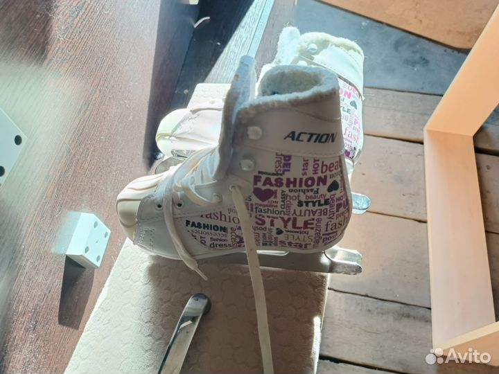 Коньки детские