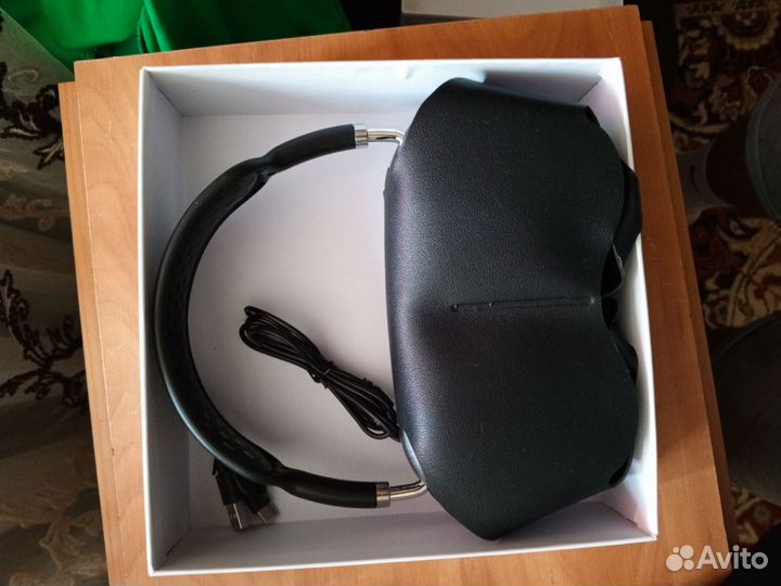 Беспроводные наушники