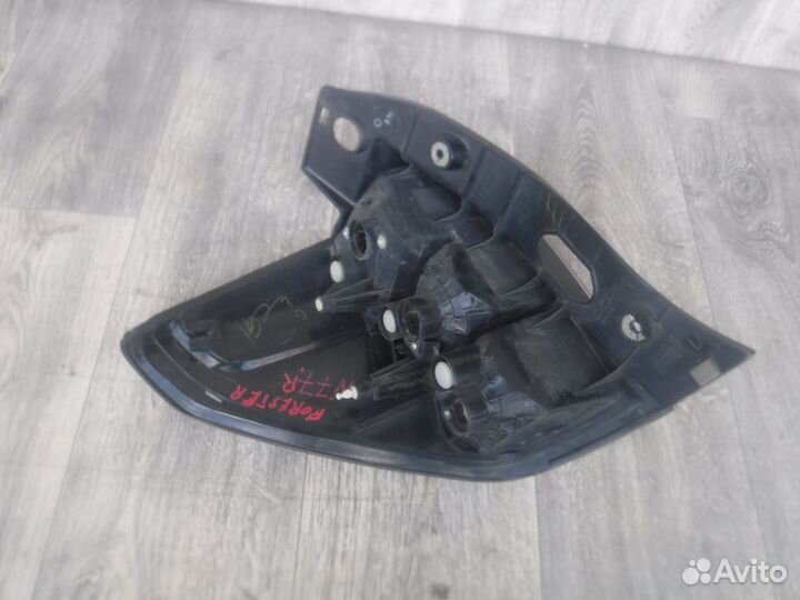 Фонарь правый №77 Subaru Forester S12 2011