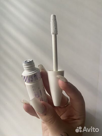 Тушь для ресниц белая