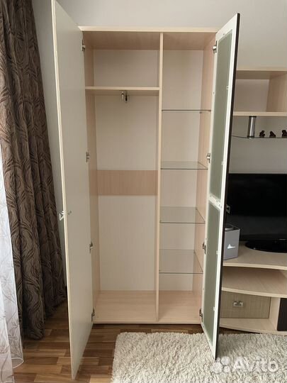 Стенка в гостиную