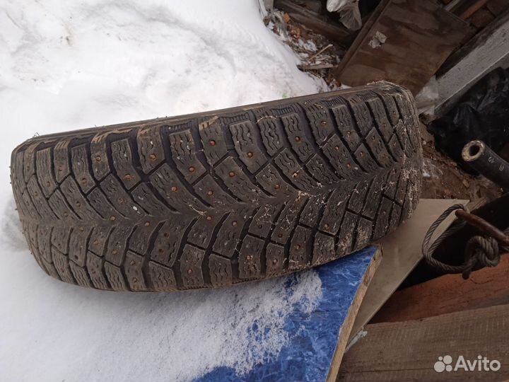 Michelin 4x4 Synchrone 185/65 R15