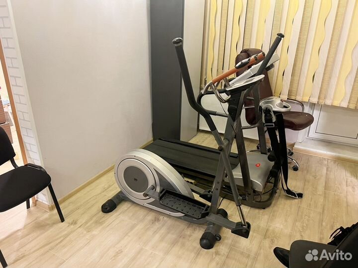 Эллиптический тренажер atemi