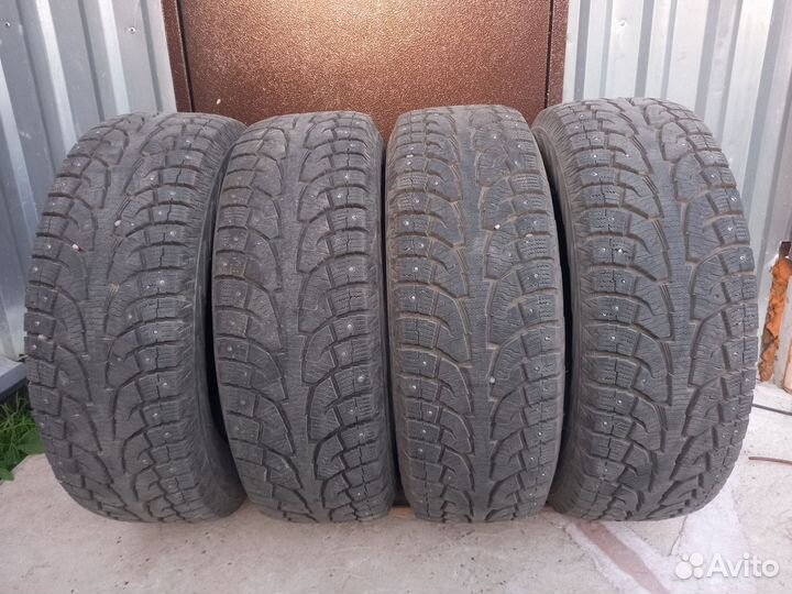 Hankook Winter I'Pike 235/65 R17 108T