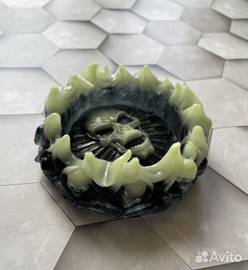 Пепельница Череп 1392 ручной работы светящаяся