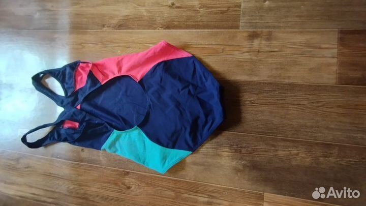 Купальник слитный 40