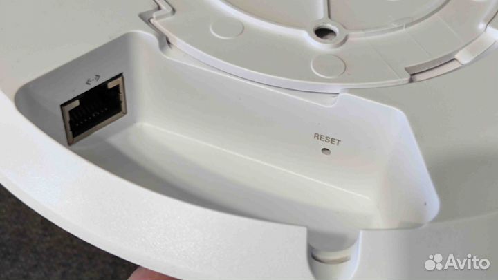 Точка доступа Ubiquiti UniFi U AP-AC-LR