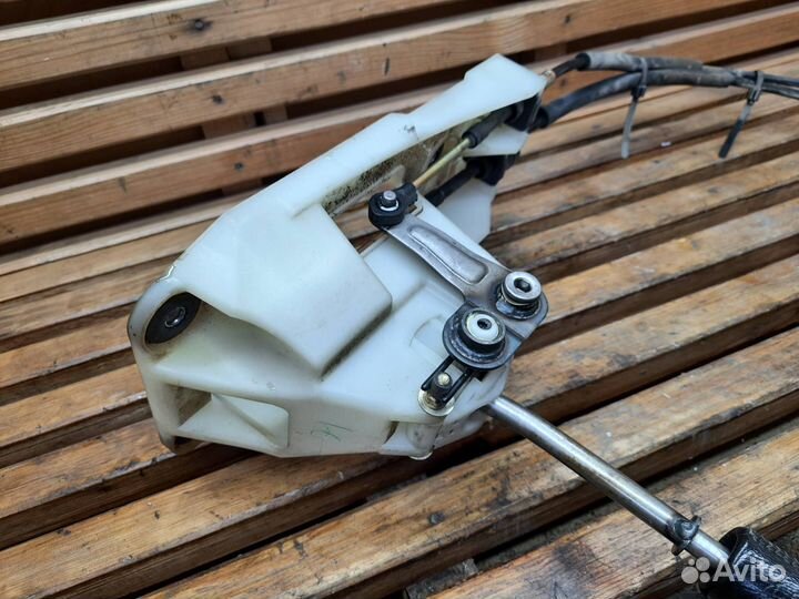 Кулиса кпп Mitsubishi Outlander CU2W 2004 MR580313