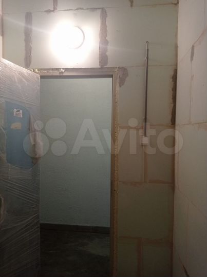 Машиноместо, 10 м²