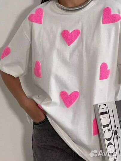 Футболка женскаяс с сердцем