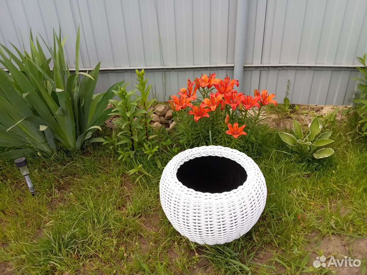 Корзина плетеная