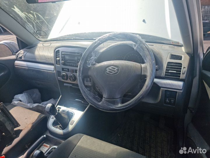 Раздаточная коробка от Suzuki Grand Vitara 1 1997