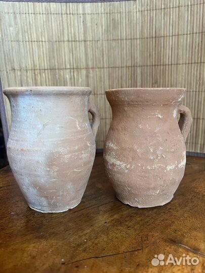 Глиняные крынки ручной работы, кувшины интерьерные