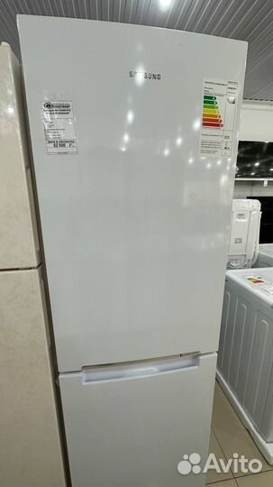 Холодильник Samsung