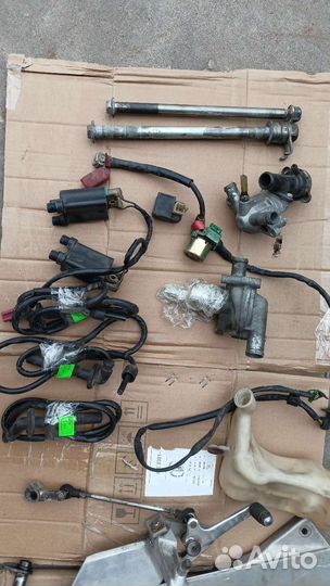 Запчасти Honda CB-1 (двигатель NC23E)