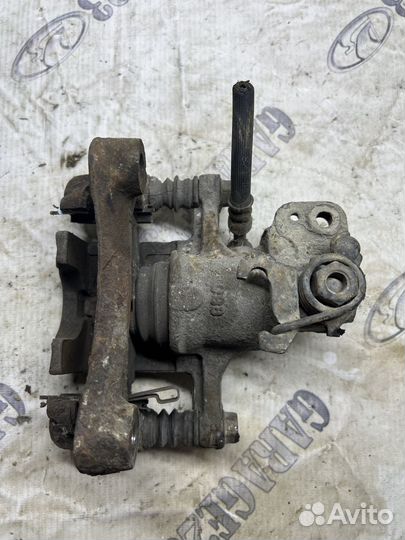 Суппорт задний Nissan Avenir