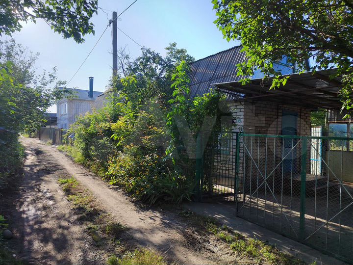 Дом 28 м² на участке 6,5 сот.