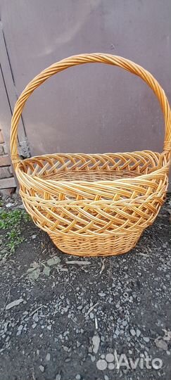 Корзина плетеная большая