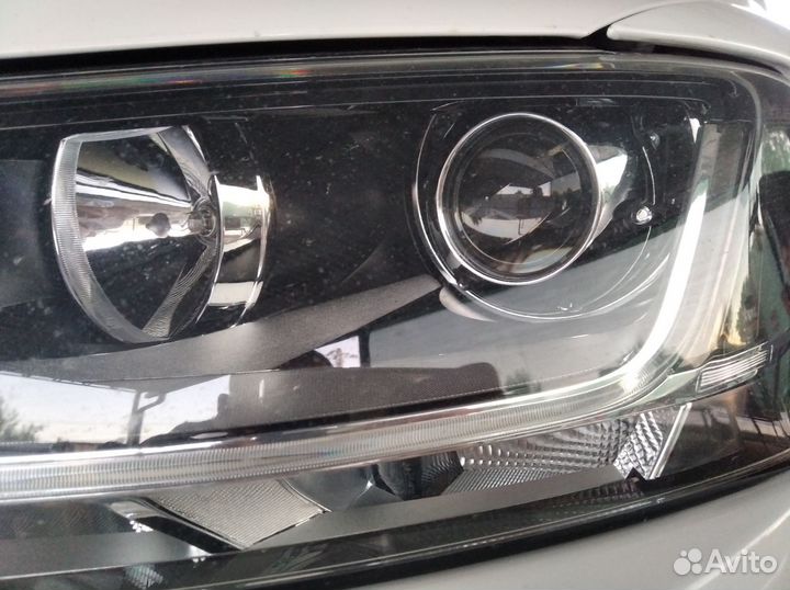 Фары bi-led с дхо полосой Фольксваген Джетта 6