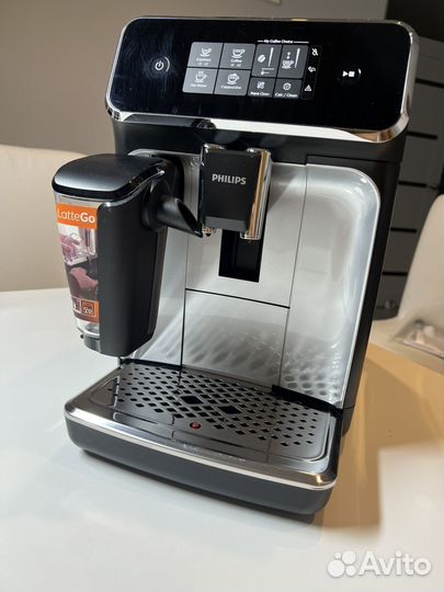 Кофемашина philips latte go 2236