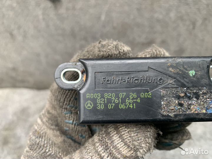 Датчик удара SRS Mercedes W203 W211 W463 W219