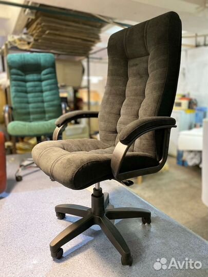 Кресло офисное