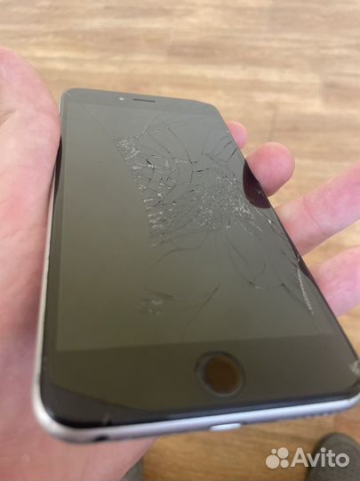 iPhone 6S Plus, 32 ГБ