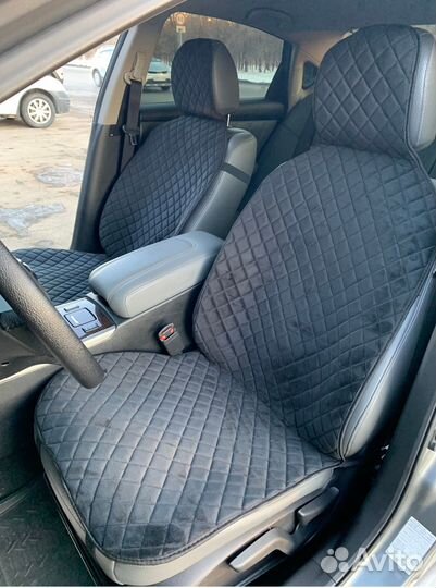 Комплект накидок на весь салон