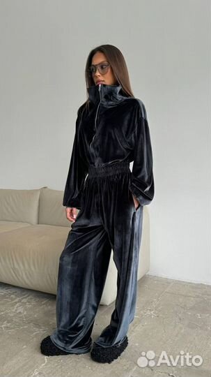 Комбинезон женский