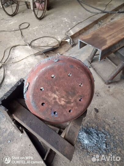 Замена опорной плиты полуприцепа. Сварочные работы